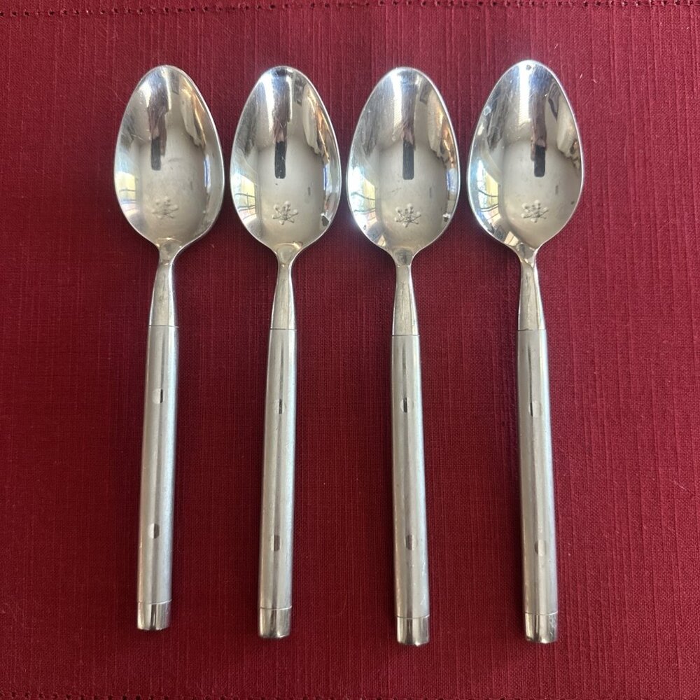 Set of 4 Hampton Silversmiths Shangrila Stainless Place Soup Spoons Flatware